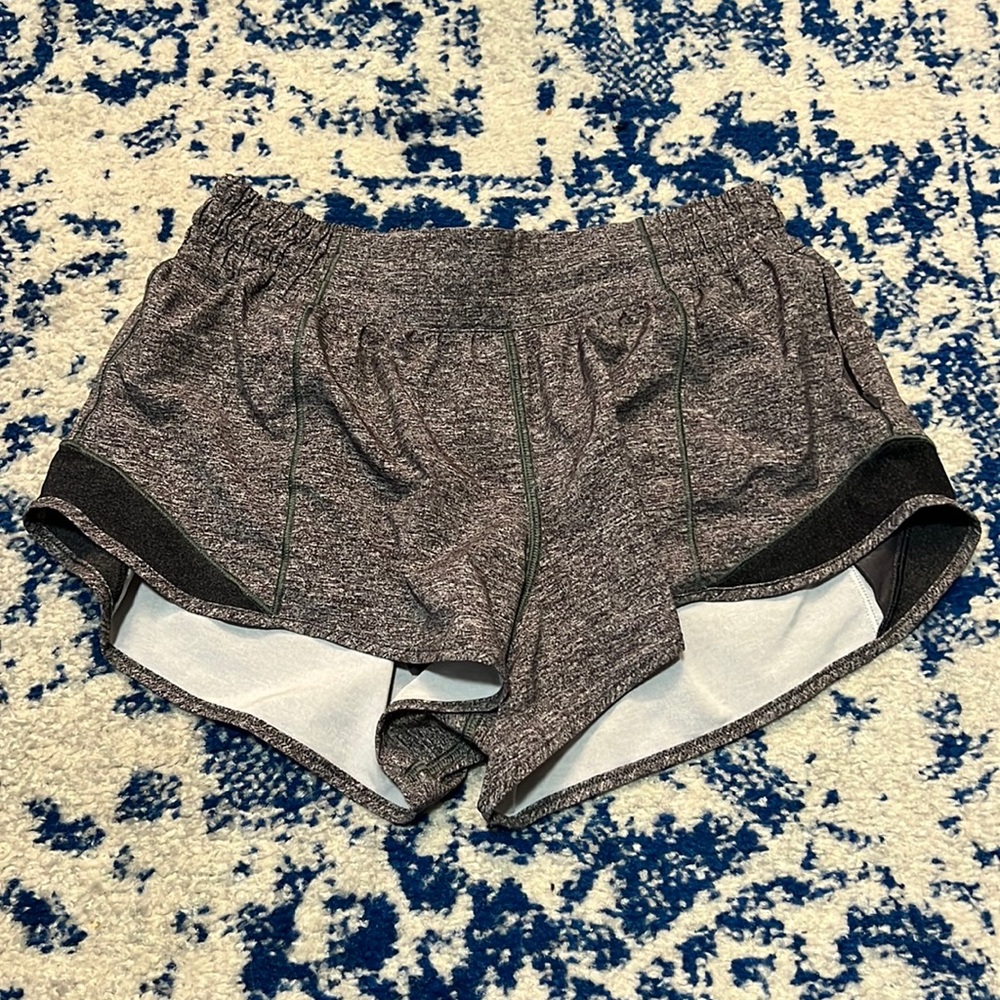 LULULEMON Hotty Hot Shorts